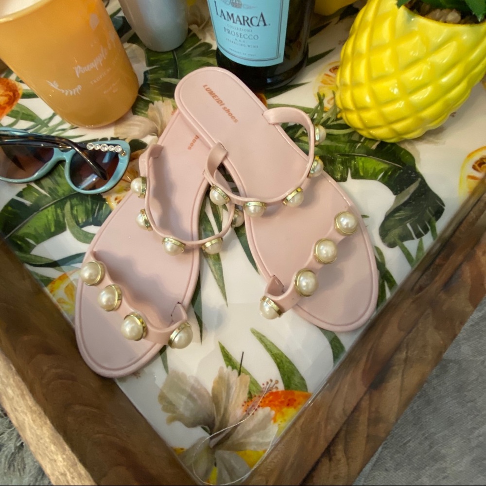 🌸Pearl strappy jelly sandals🌸